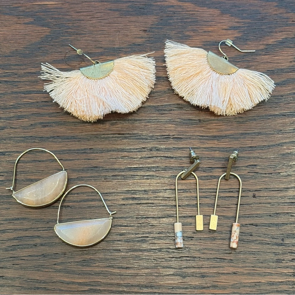 Set of 3 Earrings - peach tones